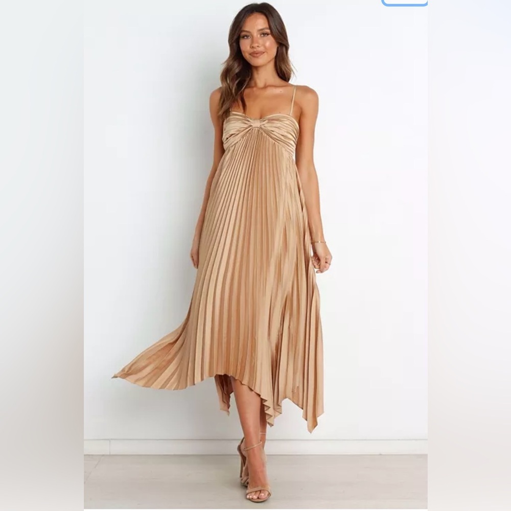 Petal & Pup - Vikki Dress in gold - size 4